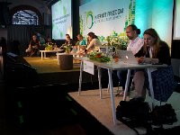 uJ dFAOTTCq6D2tsVfaktA : Joakim Jardenberg, Isobel Hadley-Kamptz